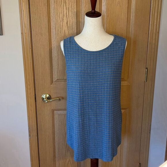 Chico’s Zenergy Blue Striped Ribbed Sleeveless Tank Top Medium - Picture 1 of 4